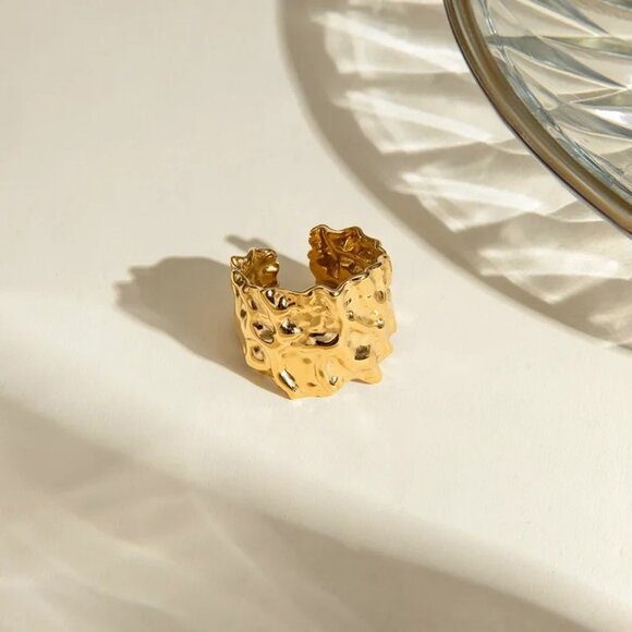 Hammered Pattern 304 Stainless Steel Plating 18K Gold Plated Women's Open Ring - Picture 4 of 6